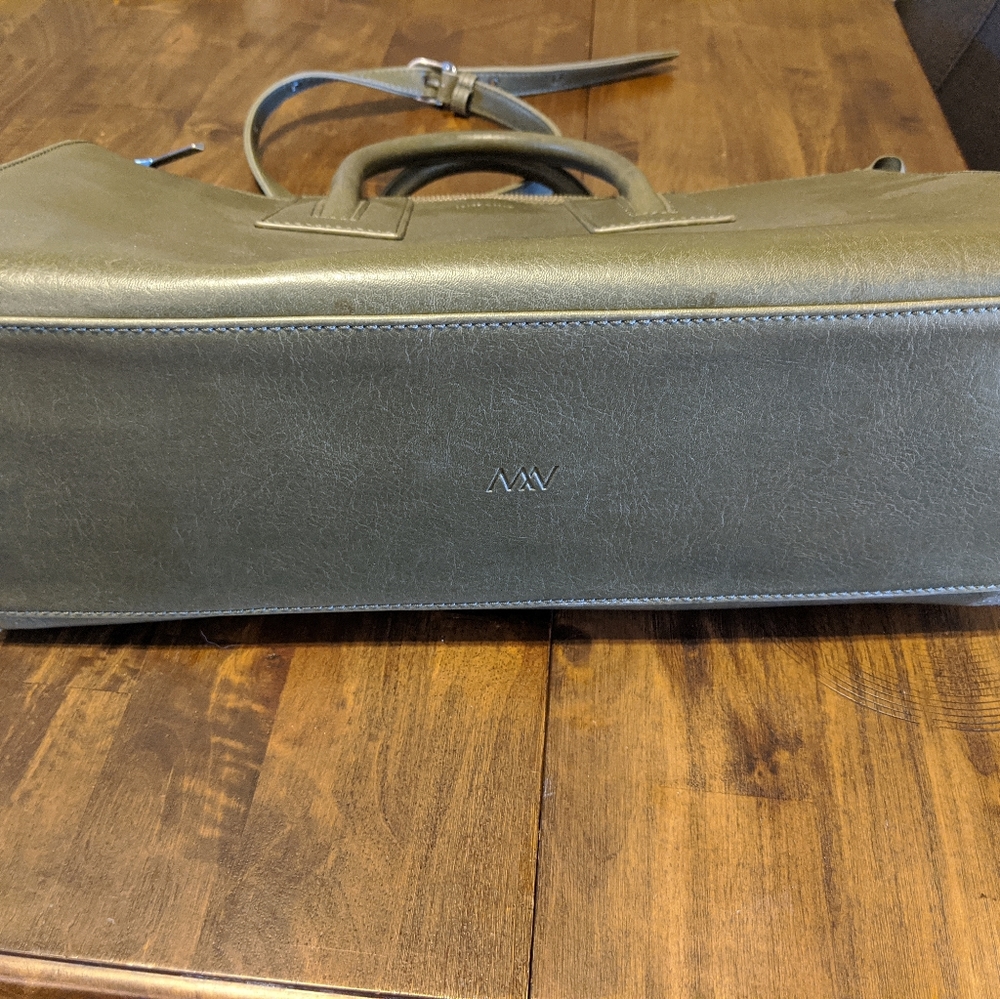 Matt & Nat Tacoma Medium olive - Picture 3 of 4